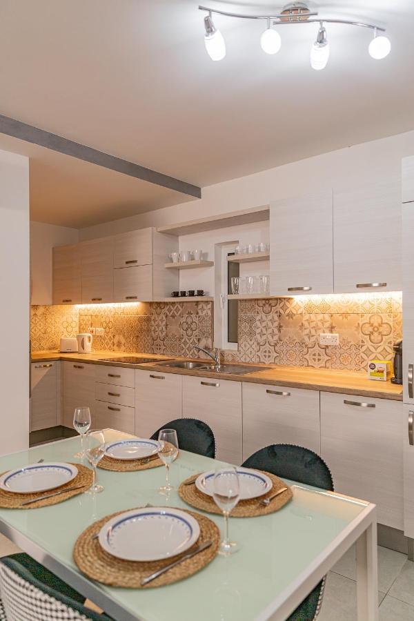 Fancy Modern Apt Sliema - W/ 2Br ภายนอก รูปภาพ